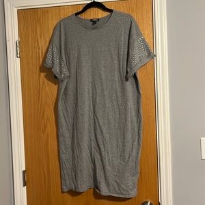 gray t shirt dress